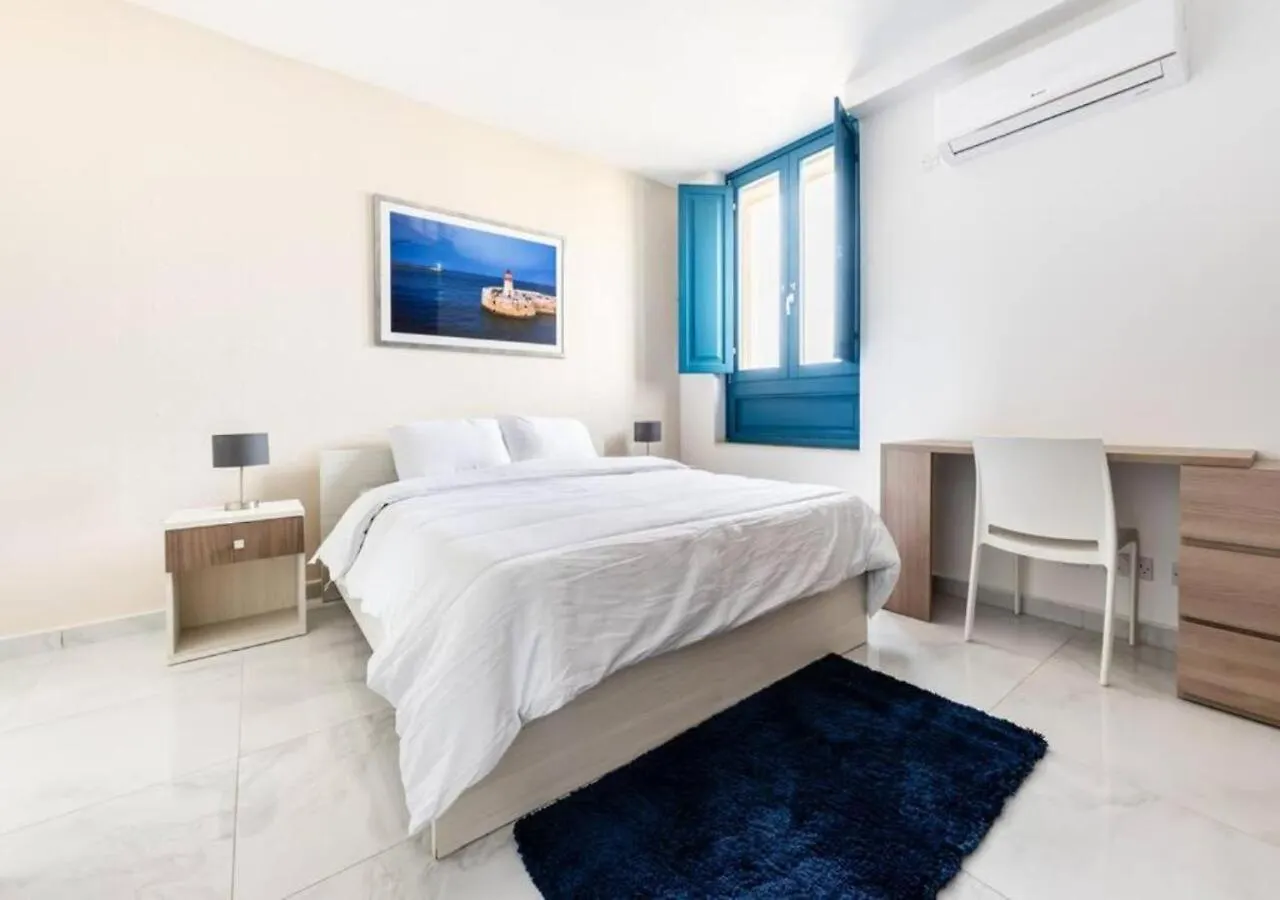 Sea View Luxury Apartment Brand New In La Valette